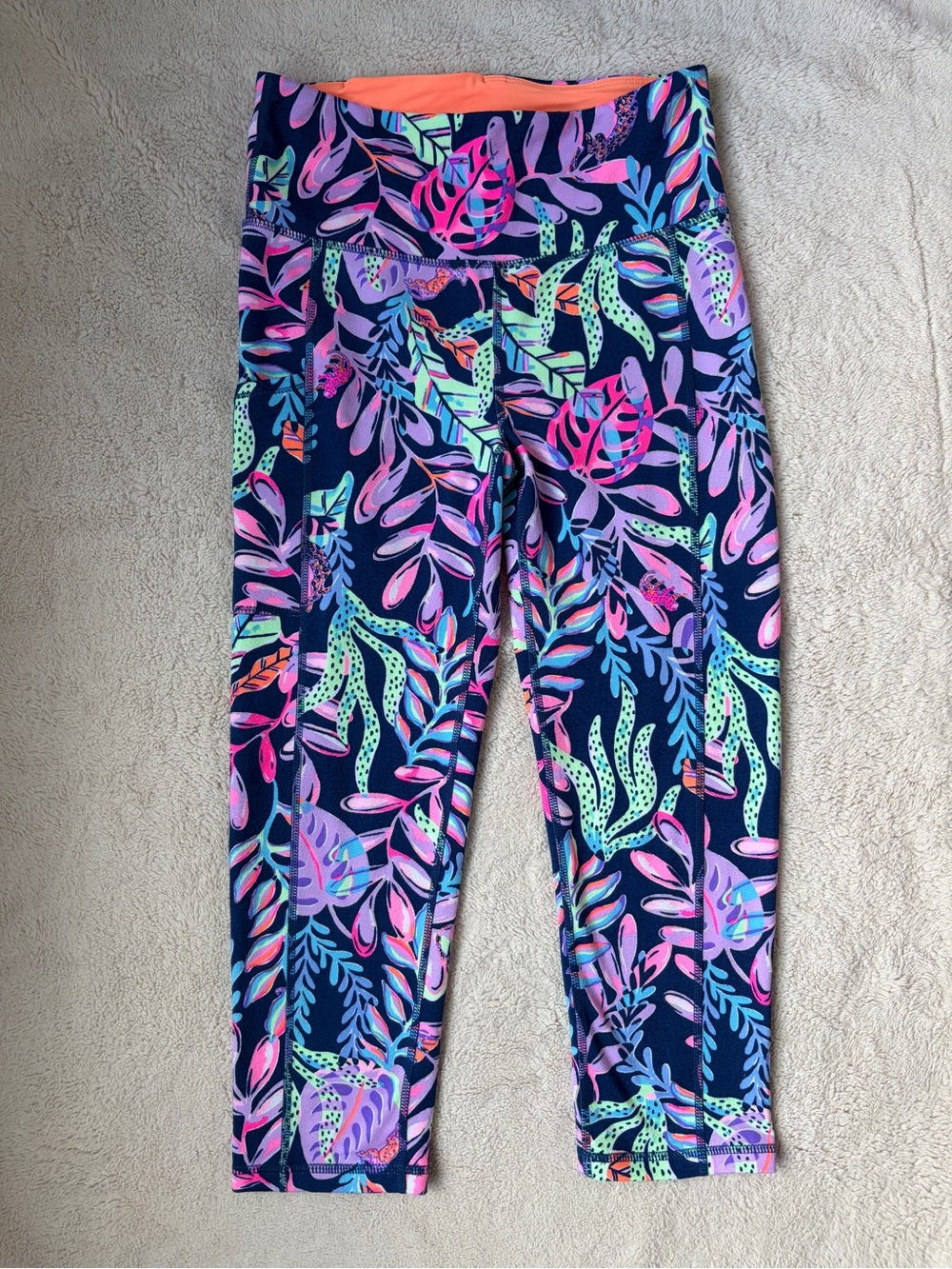 Lilly Pulitzer Luxletics Weekender HR Crop Leggings You’ve Been Spotted Size S